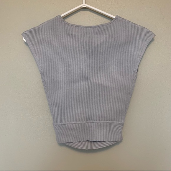 ARITZIA Wilfred Free
Cut-Out Knit Top, Blue - Picture 4 of 4